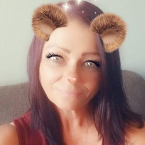 Meet your Posher, Candita